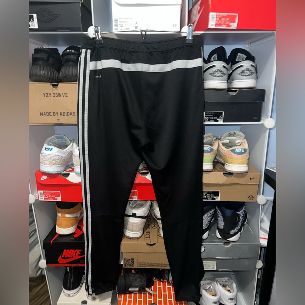 Adidas sweatpants